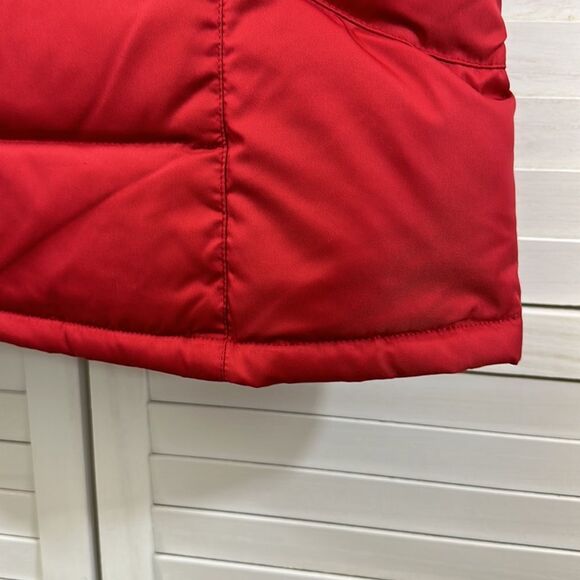 NWOT Tommy Hilfiger Crimson Down Puffer Vest Red Size Large - Picture 11 of 11